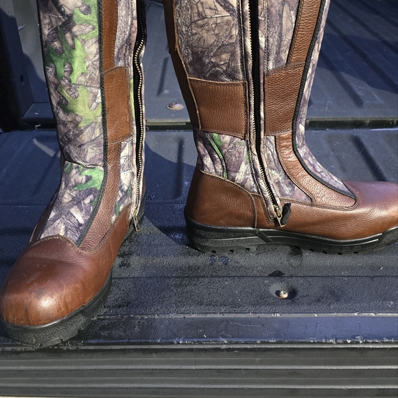 Red Head Hunting Boots - Picture 3 of 9